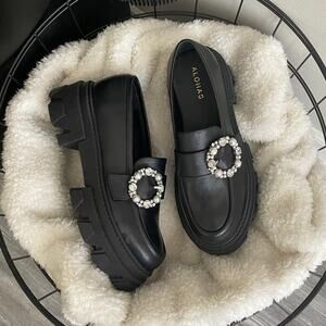 ALOHAS Black Loafers with Pearl Embellishment